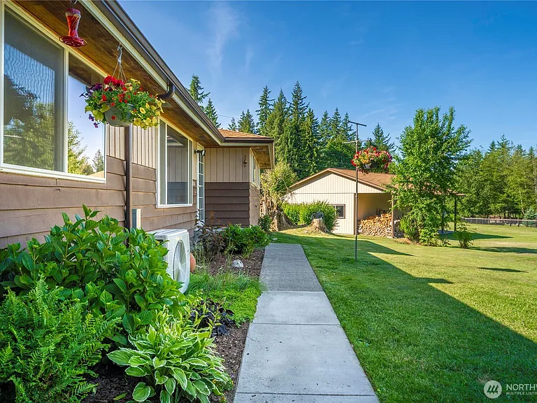 Sold home exterior